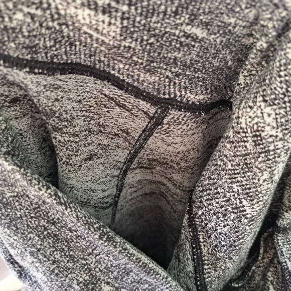 😀lululemon athletica Crop Leggings - Picture 7 of 8